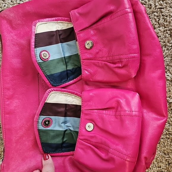 Coach 2010 Poppy Magenta Pink Leather Groovy Hobo (Legacy Stripe Lining) - Picture 5 of 17